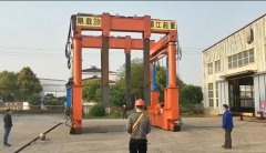 軌道式與移動式液壓龍門吊有何不同之處？