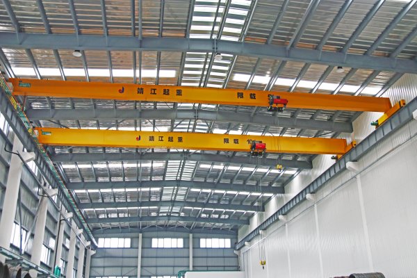歐式橋式起重機(jī)對廠房結(jié)構(gòu)要求低，降低成本！