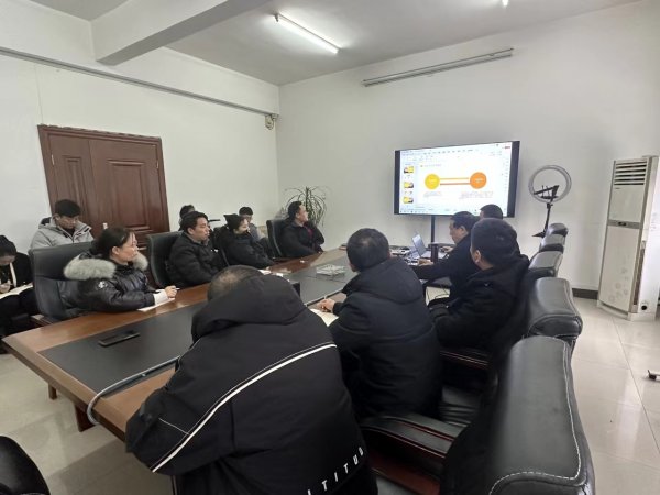 靖起組織員工開展法律知識培訓(xùn)，提升法律意識！