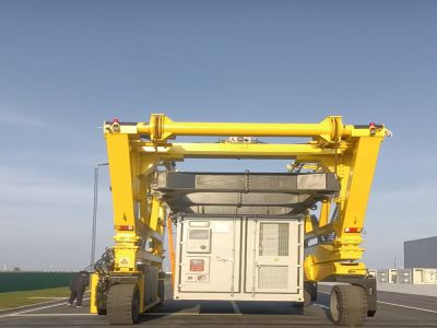 ?跨運車快速裝卸的核心技術(shù)有哪些？